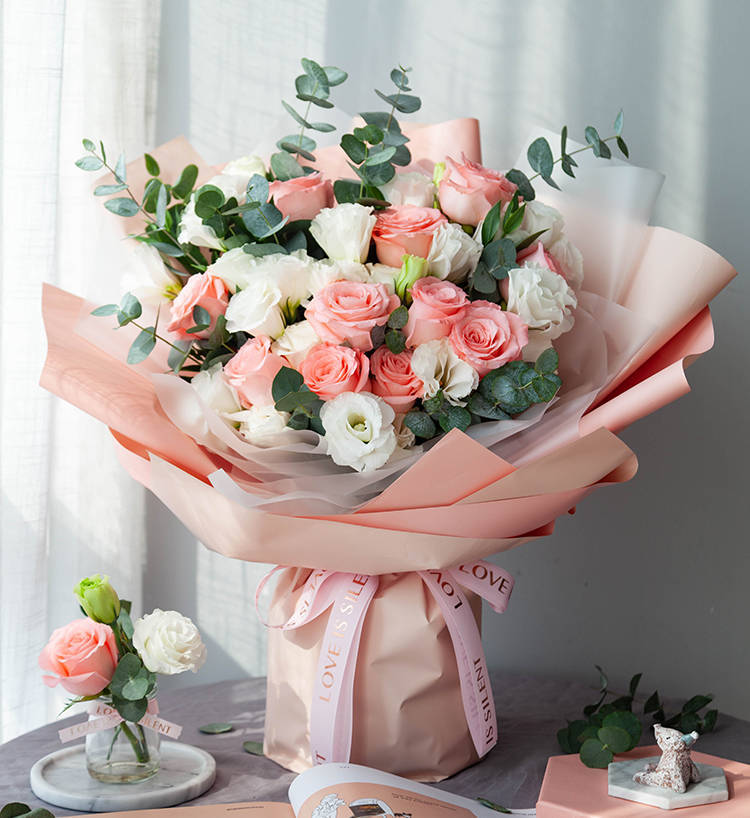 女朋友妈妈过生日，送花应该怎么选？